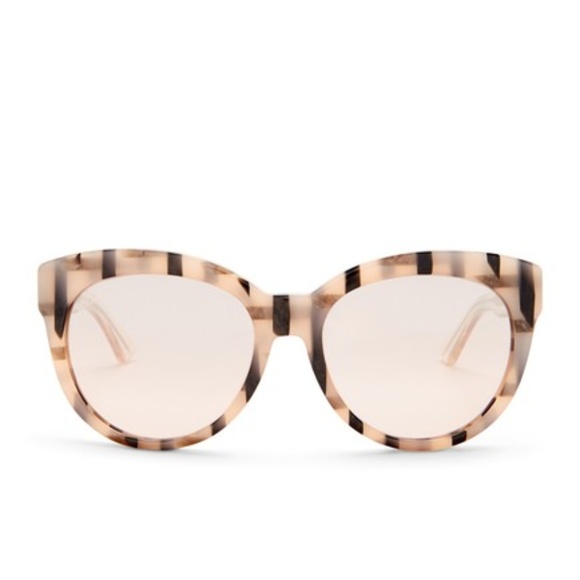 Authentic GUCCI Women\'s Rounded Cat Eye Sunglasses main image 2